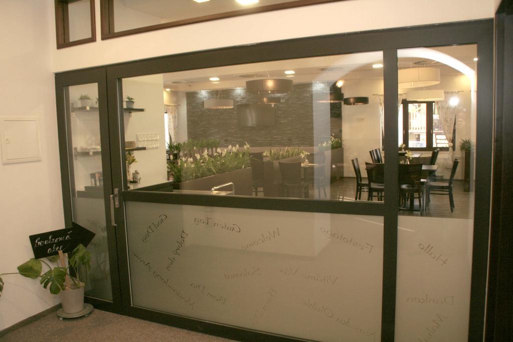 Penzion Aladdin Teplice Exterior photo