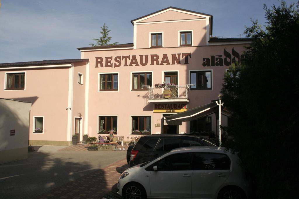 Penzion Aladdin Teplice Exterior photo
