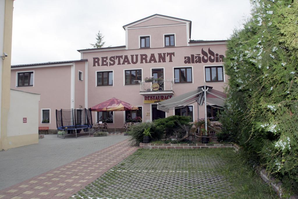 Penzion Aladdin Teplice Exterior photo