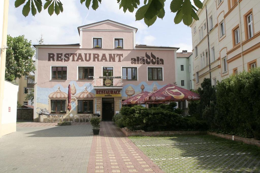 Penzion Aladdin Teplice Exterior photo